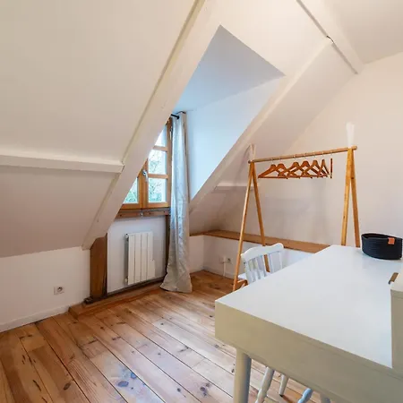 Lägenhet Le Grenier A Sel Centre Historique