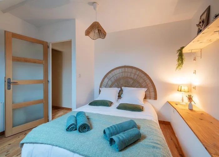 Le Grenier A Sel Centre Historique Sainte-Suzanne (Mayenne)